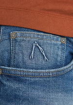 Lade das Bild in den Galerie-Viewer, CHASIN | Evan Pure Jeans | D20 MID BLUE DENIM