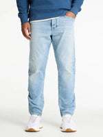Lade das Bild in den Galerie-Viewer, CHASIN | Helyx Stride Tapered Fit Jeans | D32 LIGHT BLUE REPAIRED