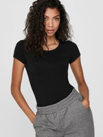 Lade das Bild in den Galerie-Viewer, ONLY | Live Love O-Neck T-shirt | Black