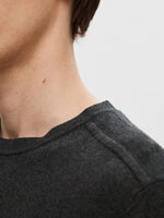 Lade das Bild in den Galerie-Viewer, SELECTED | LANGARM STRICKPULLOVER BERG | Antracit melange