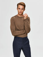 Lade das Bild in den Galerie-Viewer, SELECTED | LANGARM STRICKPULLOVER BERG | Teak