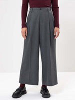 Lade das Bild in den Galerie-Viewer, Herrlicher | Narzissa Bundfaltenhose | 95 ash