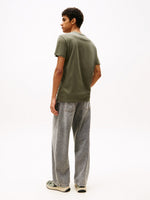 Lade das Bild in den Galerie-Viewer, Tommy Jeans | Rundhals-T-Shirt aus Jersey mit Logo | MRH Green