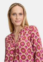 Lade das Bild in den Galerie-Viewer, Cartoon | Blusenshirt mit Muster | 1861 Cream/Purple