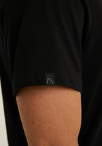 Lade das Bild in den Galerie-Viewer, CHASIN | Brace-B T-Shirt | E90 BLACK
