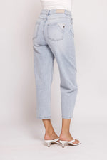 Lade das Bild in den Galerie-Viewer, Zhrill | IZA Wide Fit Jeans | Blue