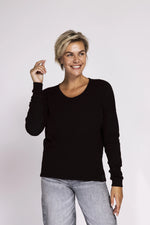 Lade das Bild in den Galerie-Viewer, Zhrill| Rahel Longsleeve | Black