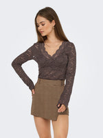 Lade das Bild in den Galerie-Viewer, ONLY | NIKKA Spitzentop | Seal brown