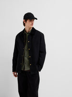 Lade das Bild in den Galerie-Viewer, SELECTED | KLASSISCHES OVERSHIRT Jackie | Forste Night oliv