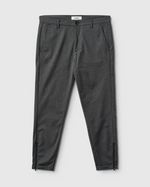Lade das Bild in den Galerie-Viewer, GABBA | Pisa Domo Pants Regular | 9900 Dark Grey
