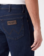 Lade das Bild in den Galerie-Viewer, Wrangler | TEXAS STRETCH - Straight Fit | 001 BLUE BLACK