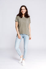 Lade das Bild in den Galerie-Viewer, Zhrill | RAHEL T-Shirt | T2220 Green