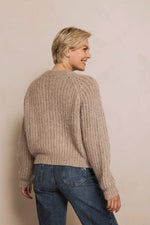 Lade das Bild in den Galerie-Viewer, Zhrill | CORINNA Strickjacke | Sand