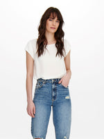 Lade das Bild in den Galerie-Viewer, ONLY | Vic lockeres Oberteil | cloud dancer