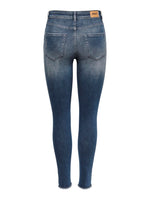 Lade das Bild in den Galerie-Viewer, ONLY | Blush Life Mid Ankle Skinny Fit Jeans | Bluegreyde