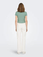Lade das Bild in den Galerie-Viewer, ONLY | Emma Crop Top | Jadeite