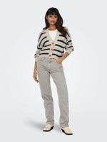 Lade das Bild in den Galerie-Viewer, ONLY | Carol Nice Strickjacke | Pumice stone