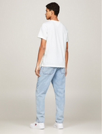 Lade das Bild in den Galerie-Viewer, Tommy Jeans | REGULAR FIT T-SHIRT MIT RUNDHALSAUSSCHNITT | 100 weiss