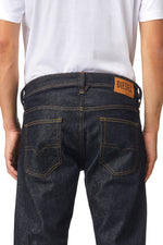 Lade das Bild in den Galerie-Viewer, Diesel | LARKEE-X - Straight Fit | 009HF