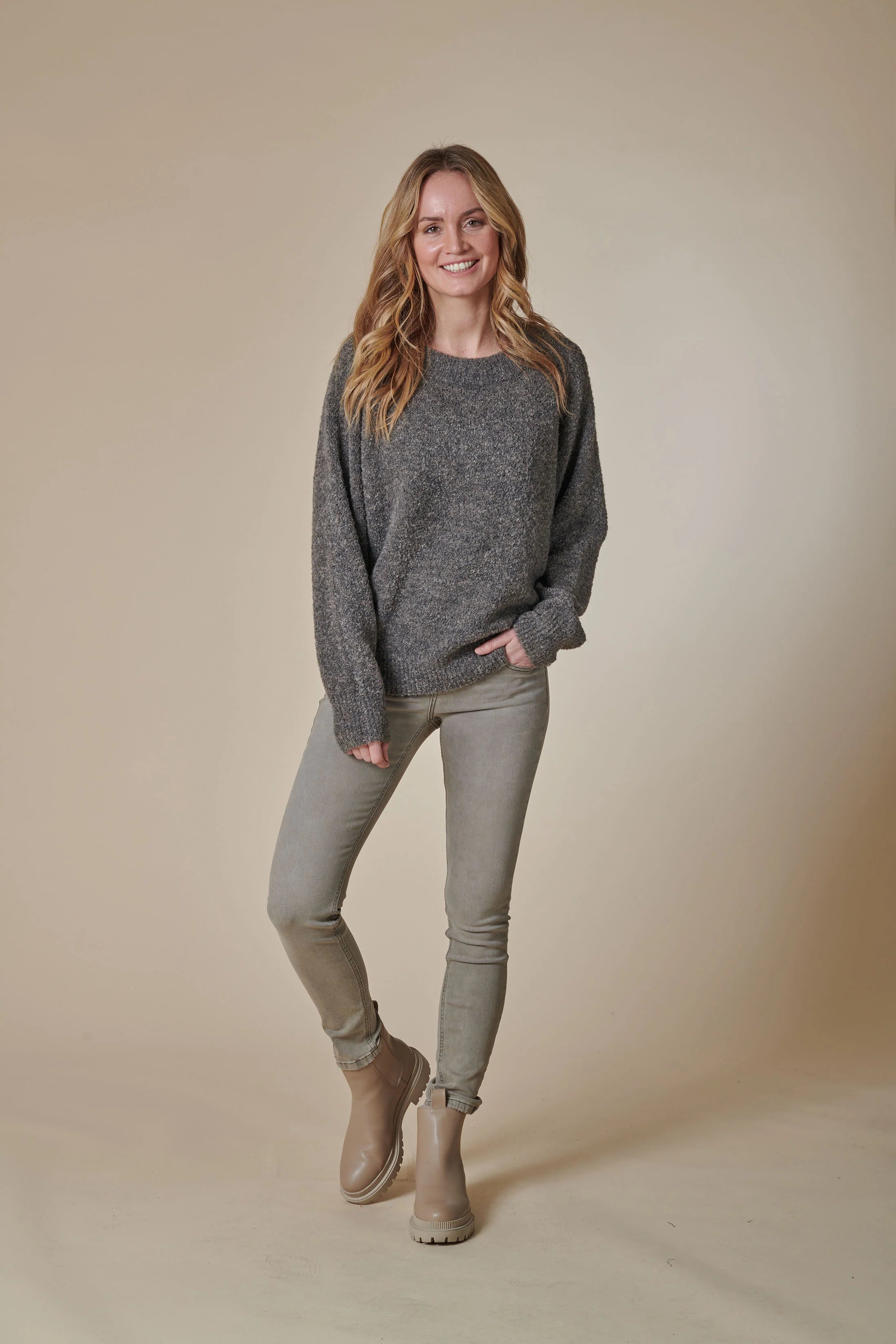 Zhrill | Pullover Soft Luana | N9001 greymel/jet black