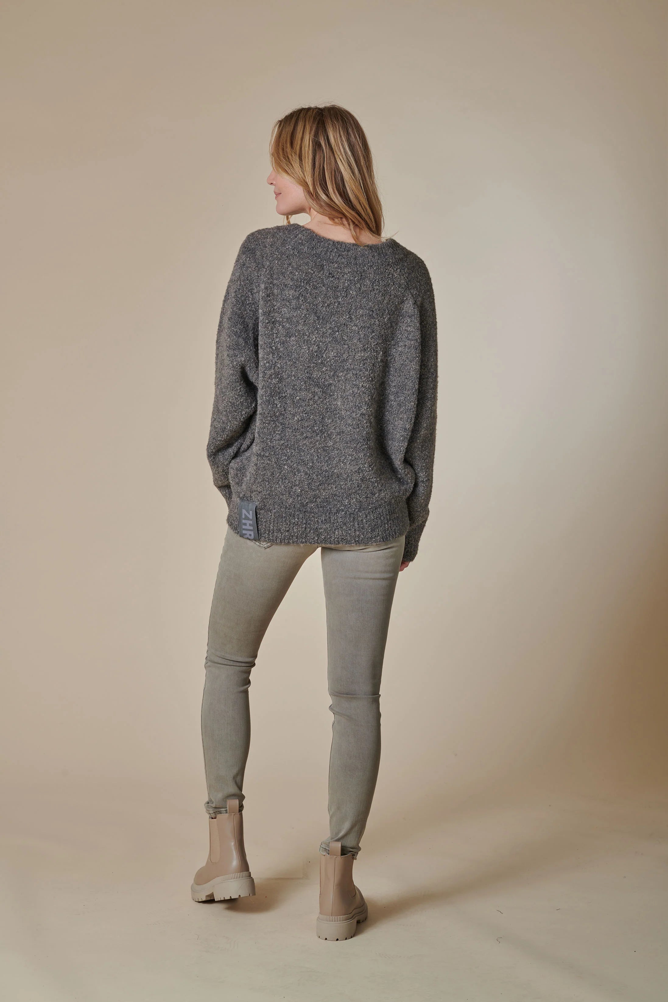 Zhrill | Pullover Soft Luana | N9001 greymel/jet black