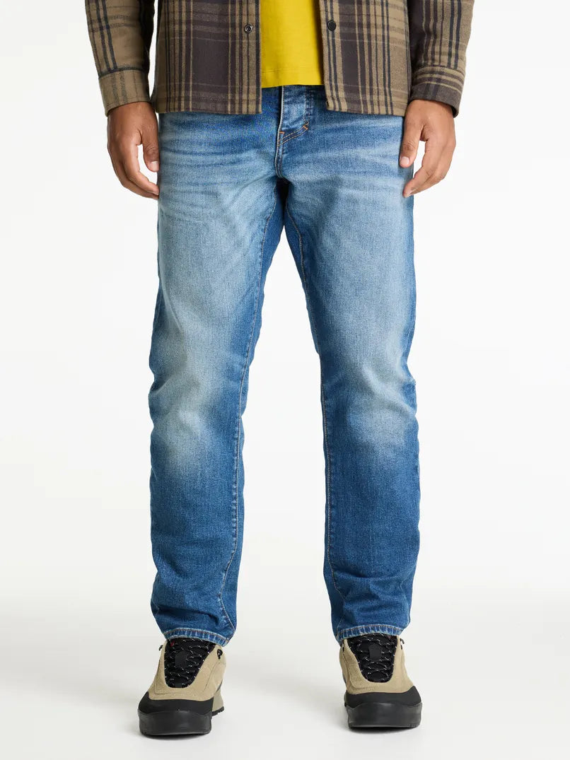 CHASIN | Helyx Energy Tapered Fit Jeans | D20 MID BLUE DENIM