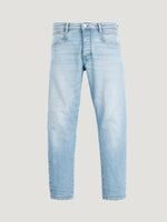 Lade das Bild in den Galerie-Viewer, CHASIN | Helyx Stride Tapered Fit Jeans | D32 LIGHT BLUE REPAIRED
