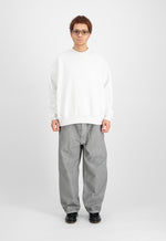 Lade das Bild in den Galerie-Viewer, Alpha Industries | Logo BP Sweater  | 03 9 white
