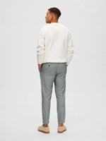 Lade das Bild in den Galerie-Viewer, SELECTED | SLIM FIT TAPERED LINEN HOSE | Skycaptain Oatmeal
