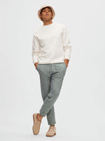 Lade das Bild in den Galerie-Viewer, SELECTED | SLIM FIT TAPERED LINEN HOSE | Skycaptain Oatmeal
