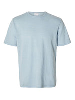 Lade das Bild in den Galerie-Viewer, SELECTED | LEINEN T-SHIRT | Cashmere blue
