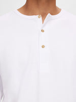 Lade das Bild in den Galerie-Viewer, SELECTED | LANGÄRMELIGES HENLEY T-SHIRT| BRIGHT WHITE
