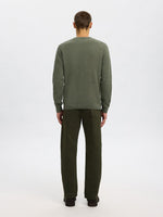 Lade das Bild in den Galerie-Viewer, SELECTED | PULLOVER ROSS MIT RUNDHALSAUSSCHNITT | Deep Forest
