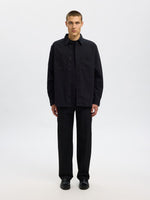 Lade das Bild in den Galerie-Viewer, SELECTED | REGULAR FIT TWILL OVERSHIRT Jackie | Black
