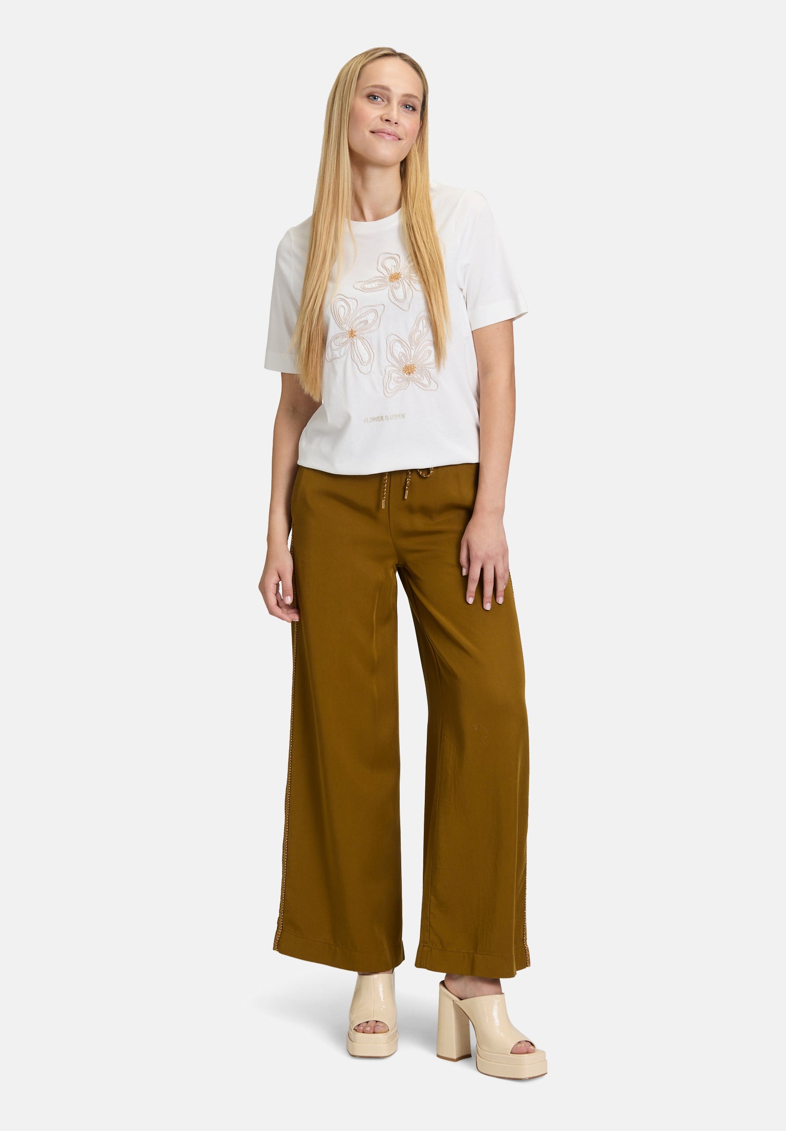 Cartoon | Baumwollshirt mit Rundhalsausschnitt | 1973 Patch Cream/Beige