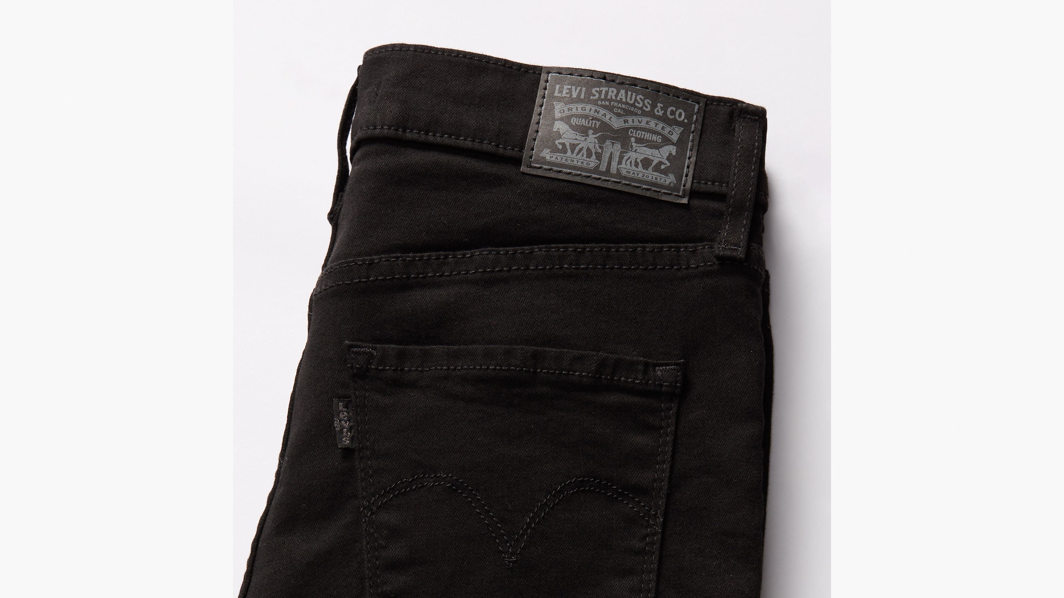 Levis | 314™ Shaping Straight Jeans | Black and black