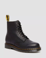 Lade das Bild in den Galerie-Viewer, Dr. Martens |  1460 Pascal Ambassador Leder Schnürstiefel | BLACK
