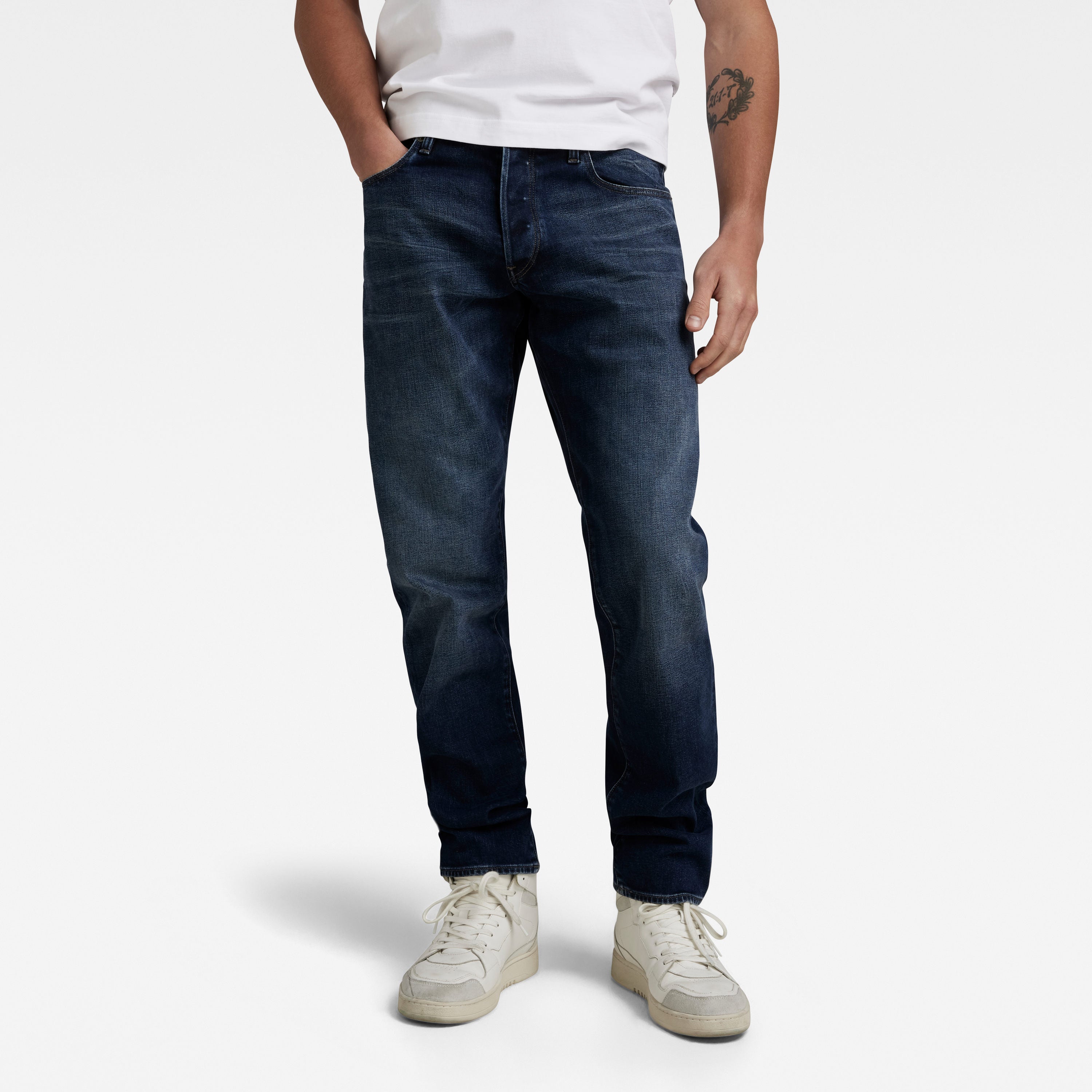 G-Star | 3301 Straight Tapered Jeans | D332 worn in stratos