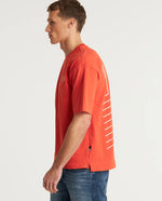Lade das Bild in den Galerie-Viewer, CHASIN | Stream Loose fit T-Shirt | E40 RED

