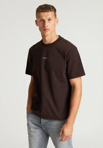 Lade das Bild in den Galerie-Viewer, CHASIN | Trico Tee T-Shirt | E73 DARK.BROWN
