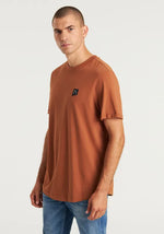 Lade das Bild in den Galerie-Viewer, CHASIN | Brody T-Shirt | E71 LIGHT BROWN
