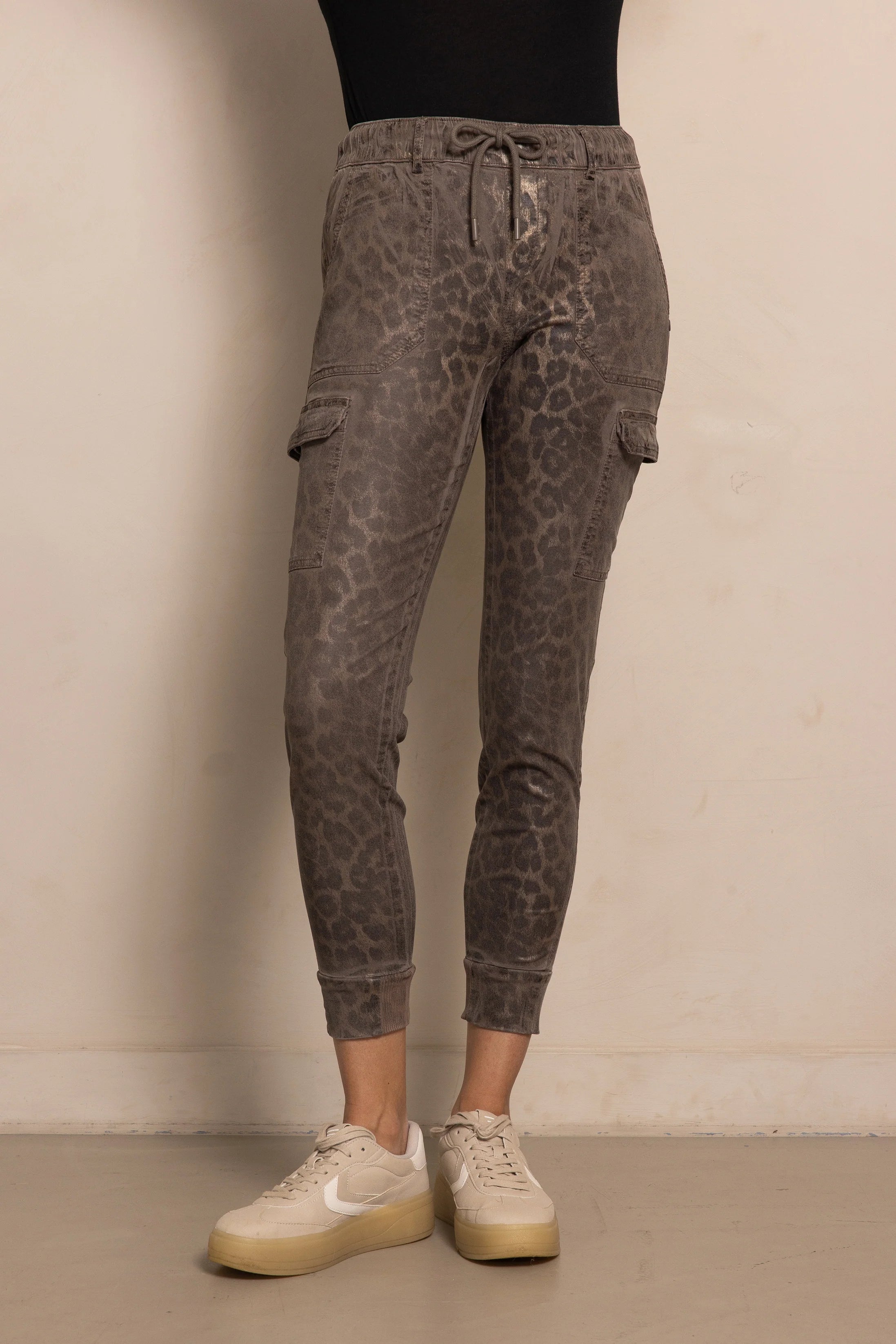 Zhrill | DAISEY - Cargo Hose | 131 Brown