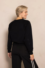 Load image into Gallery viewer, Zhrill | ZHRITU - Sweatshirt | 117 Black
