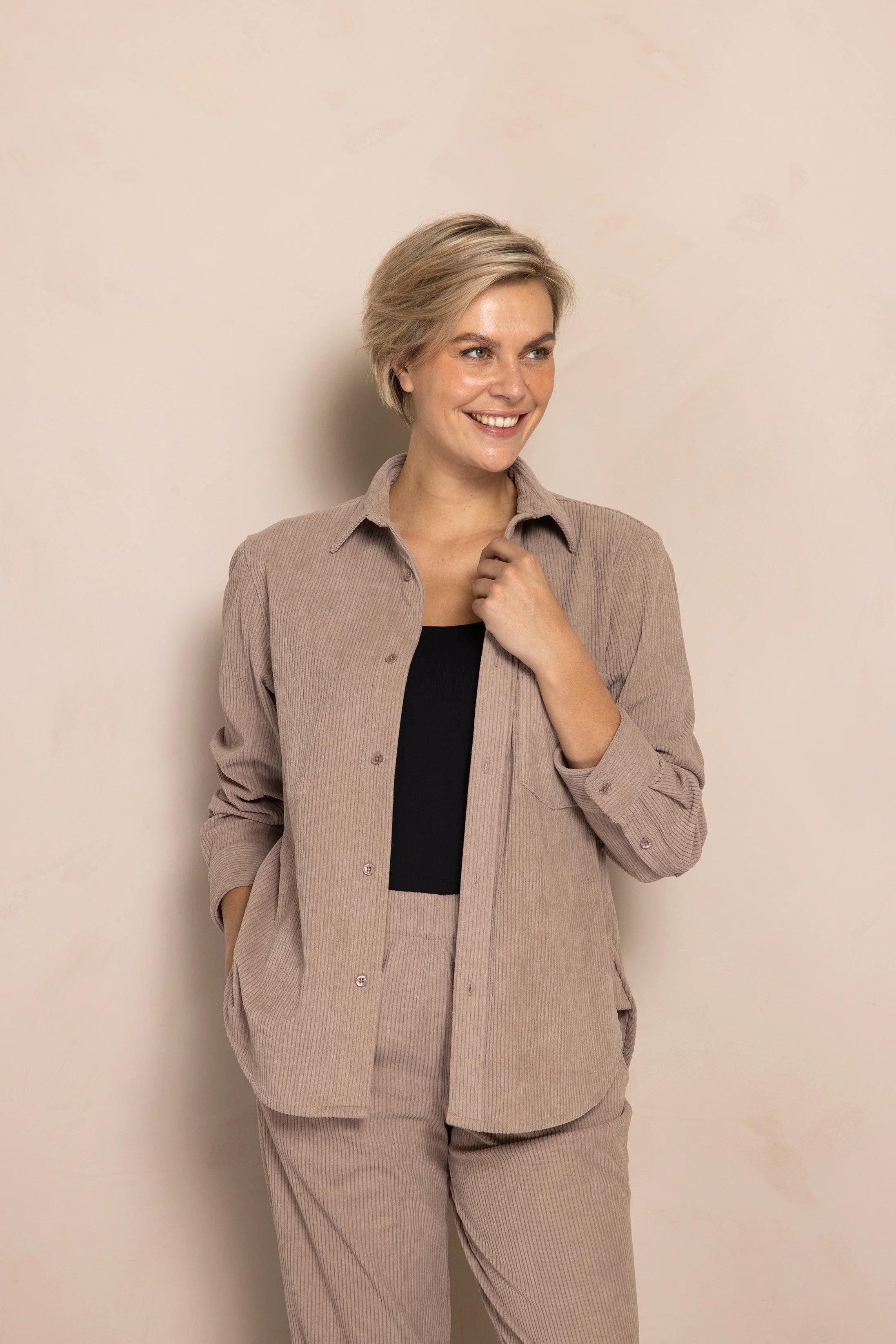 Zhrill | TJURA Hemd | 264 Taupe