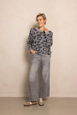 Lade das Bild in den Galerie-Viewer, Zhrill | ISABELLA - Pullover | 100 Anthra
