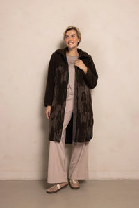 Zhrill | DARA - Teddy Mantel  | 147 Coffee