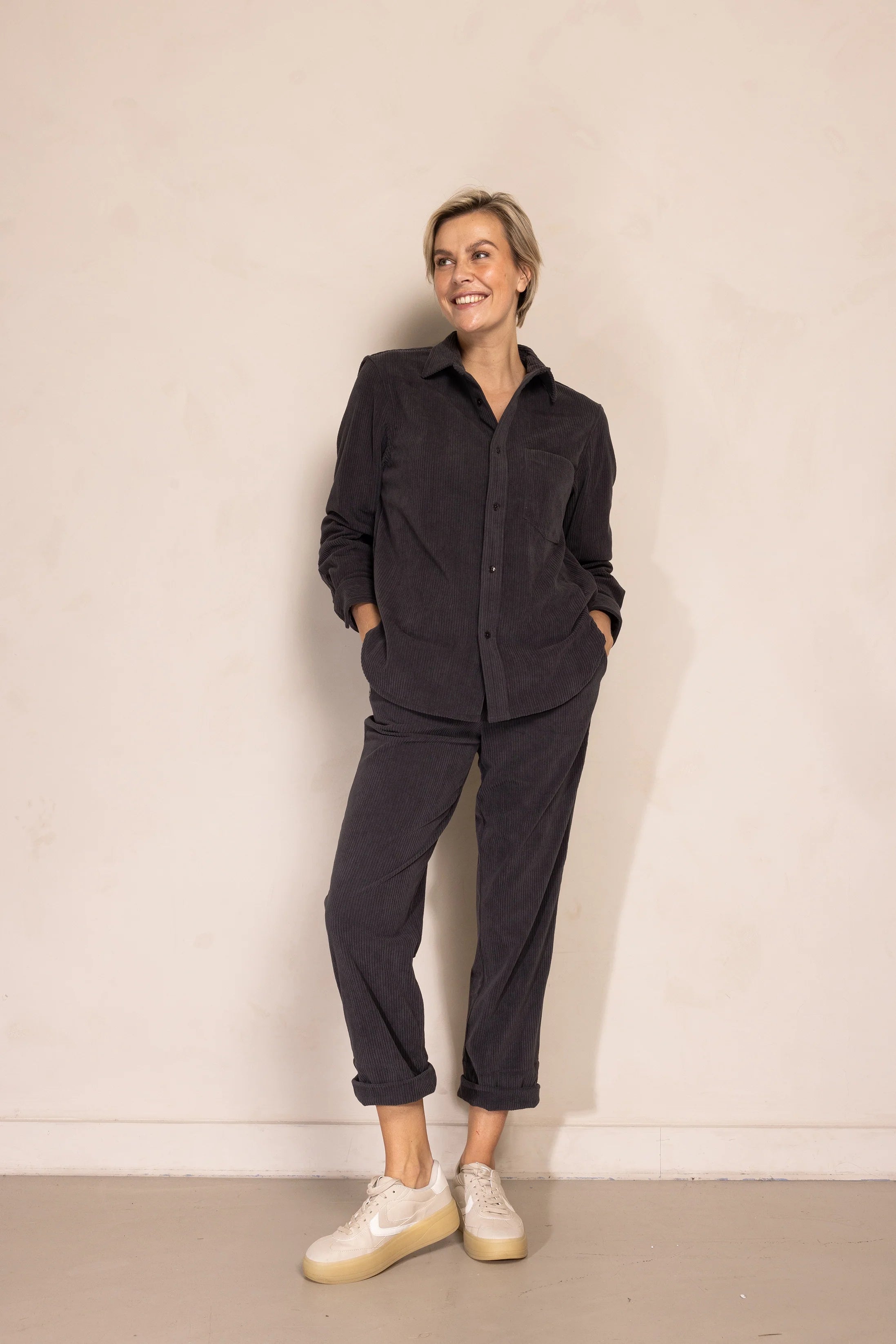 Zhrill | TJURA Hemd | 100 Anthra