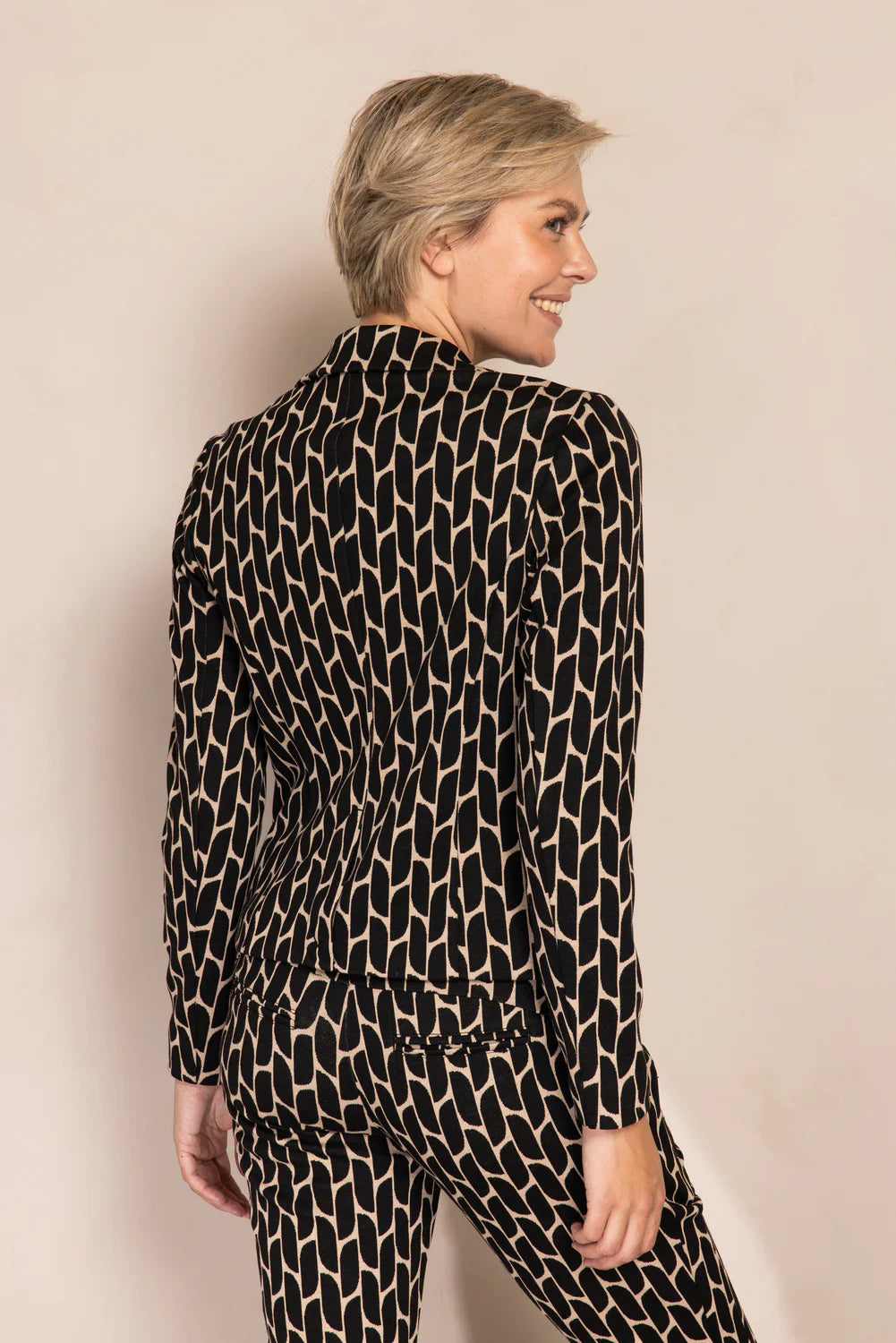Zhrill | BETSY - Blazer | 114 Black Mel