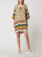 Lade das Bild in den Galerie-Viewer, Apricot | Feather Border Crochet Dress | 0 KHA
