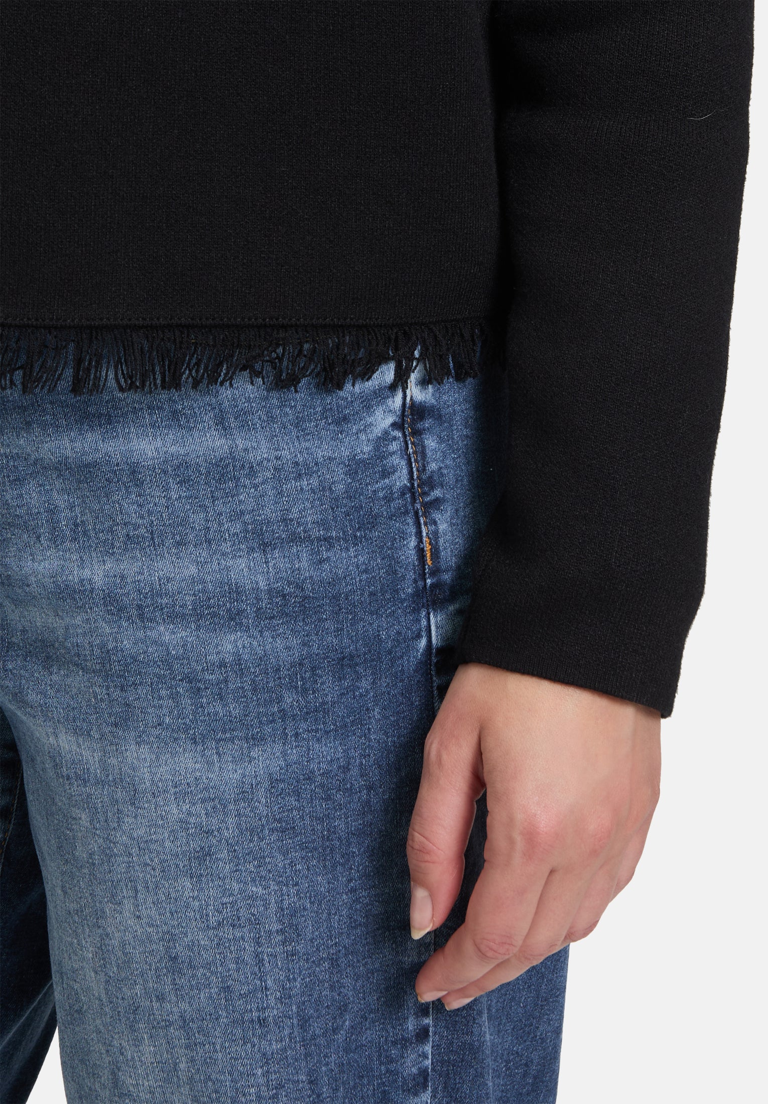 Cartoon | Casual-Strickjacke mit Fransen | 9045 Black